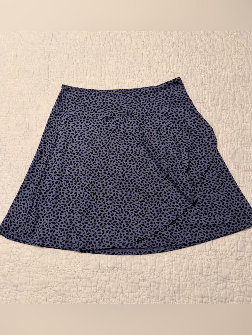 Eddie Bauer Womens Medium Kacey Faux Wrap Skirt Pullon Lightweight Blue Black